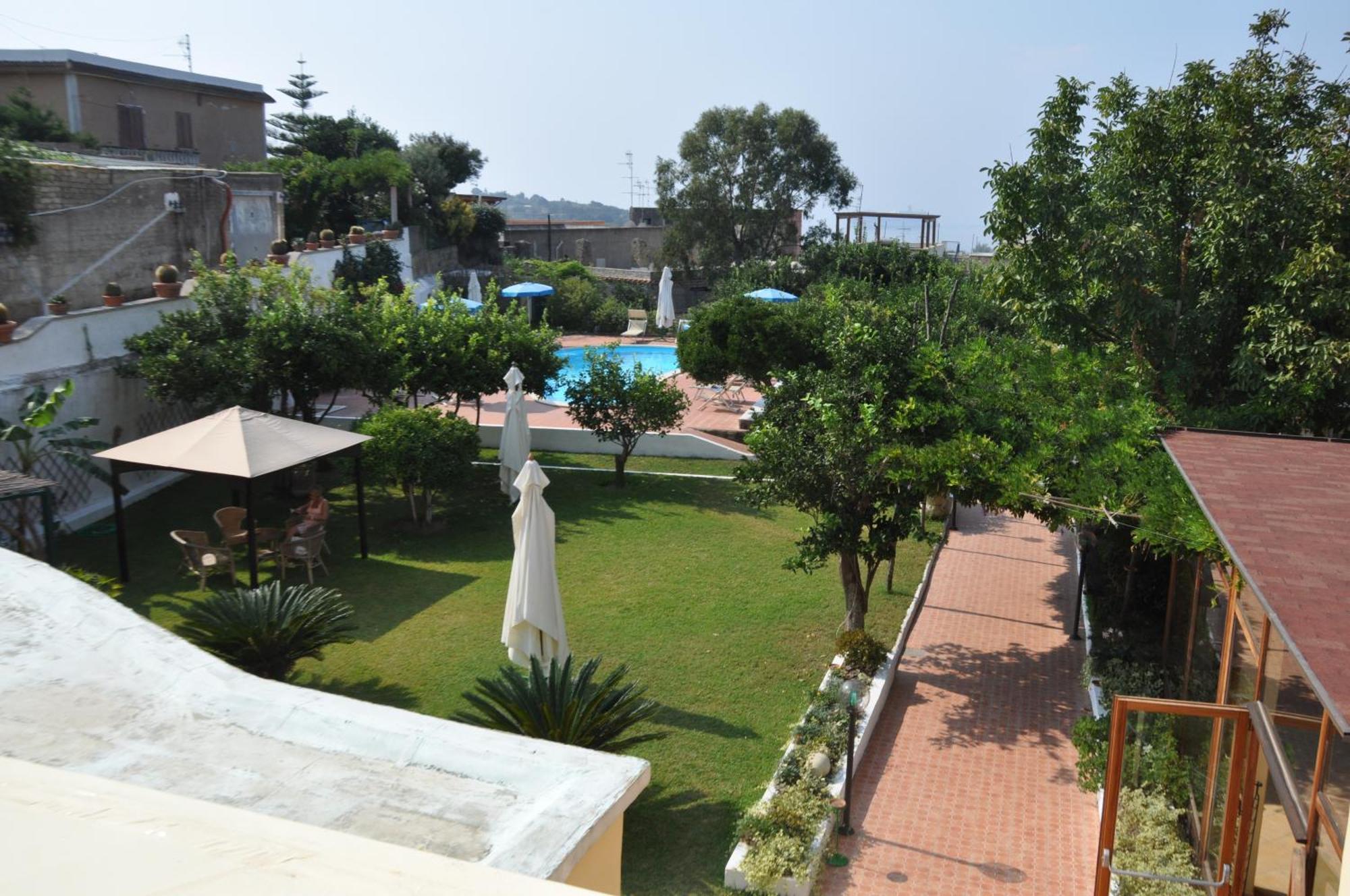 Hotel Savoia Procida Esterno foto