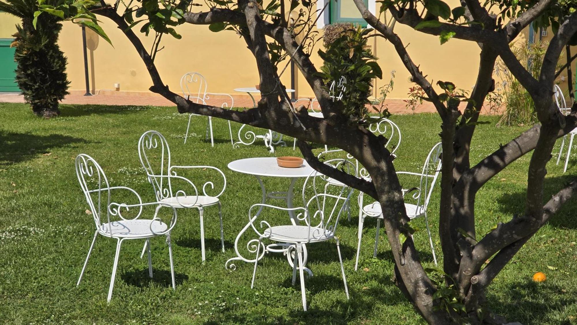 Hotel Savoia Procida Esterno foto