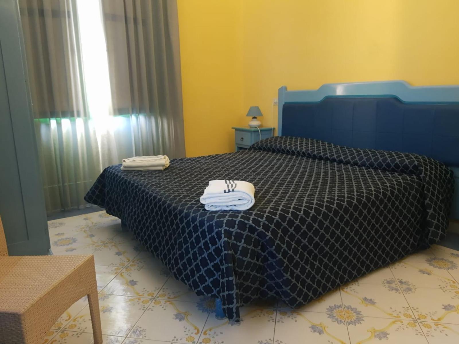 Hotel Savoia Procida Esterno foto
